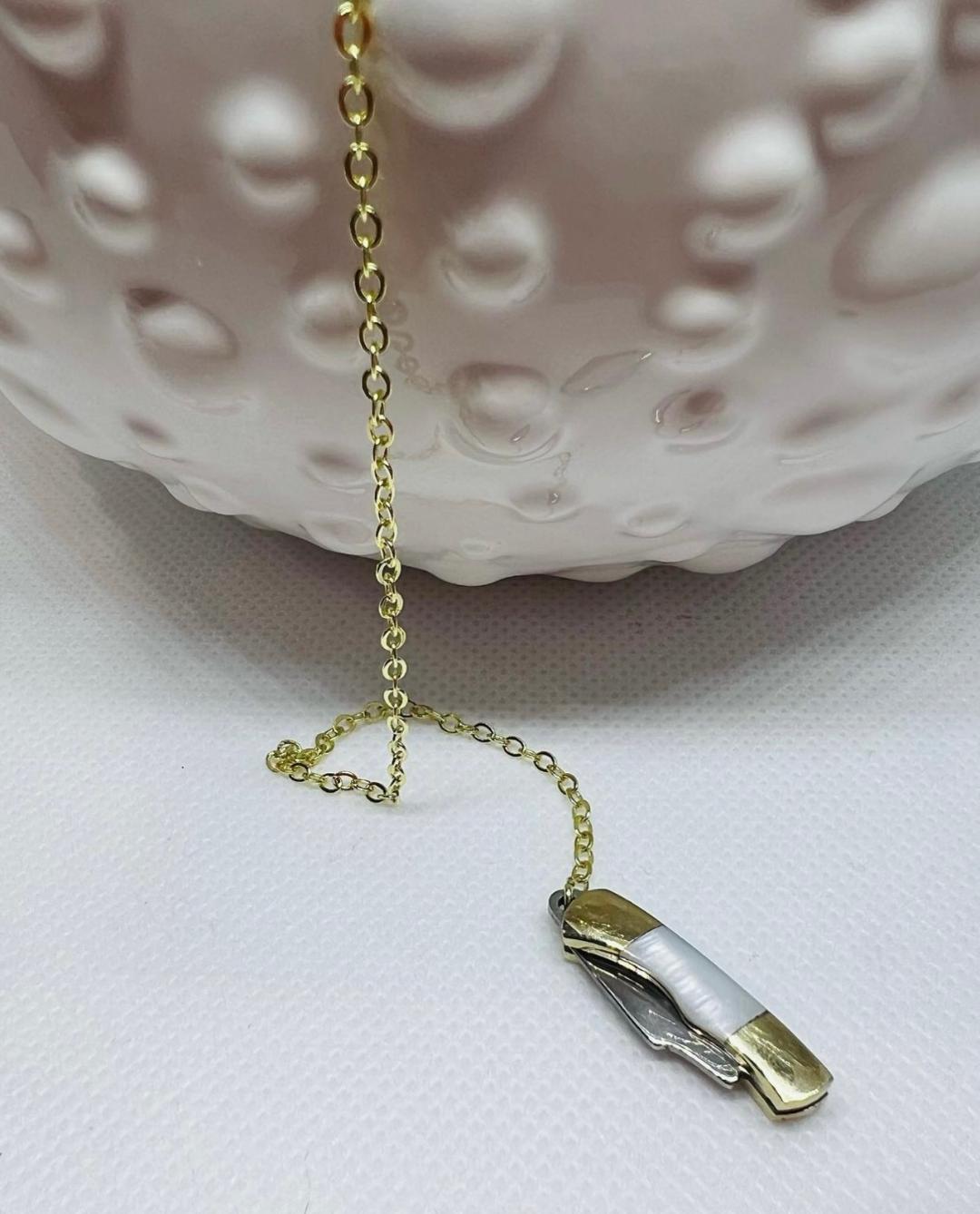 Gold Plated Adjustable Choker/Lariat with Mother of Pearl Mini Knife Pendant